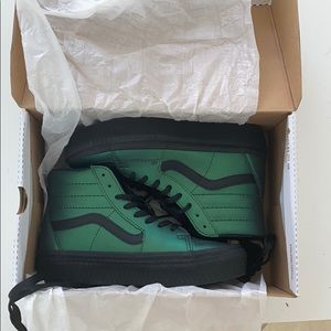 PRIVATE LISTING - Vans Harry Potter dark arts